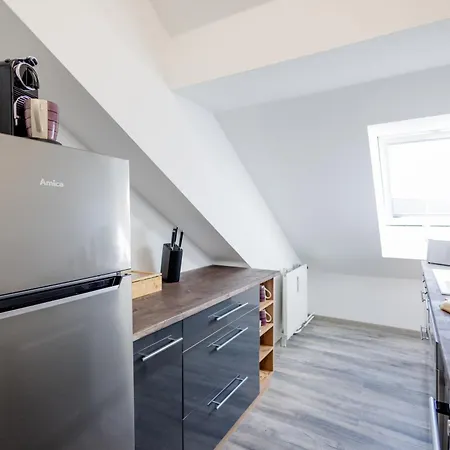 아파트 Uniqe I 100qm I 2 Schlafzimmer I Naehe Messe *