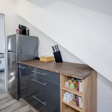 아파트 Uniqe I 100qm I 2 Schlafzimmer I Naehe Messe 하르