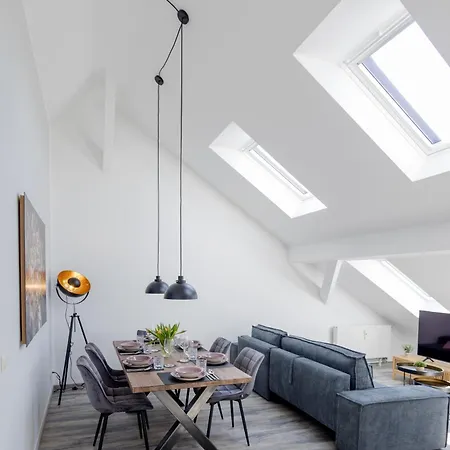 Uniqe I 100qm I 2 Schlafzimmer I Naehe Messe