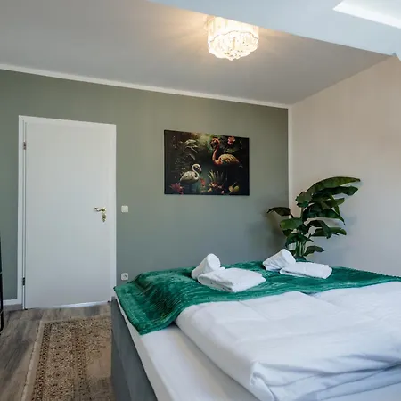 아파트 Uniqe I 100qm I 2 Schlafzimmer I Naehe Messe 하르