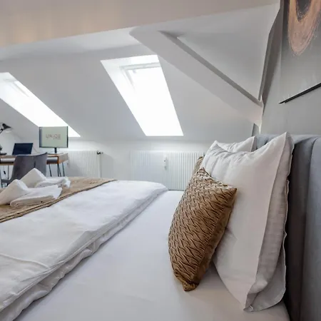 Uniqe I 100qm I 2 Schlafzimmer I Naehe Messe * 하르